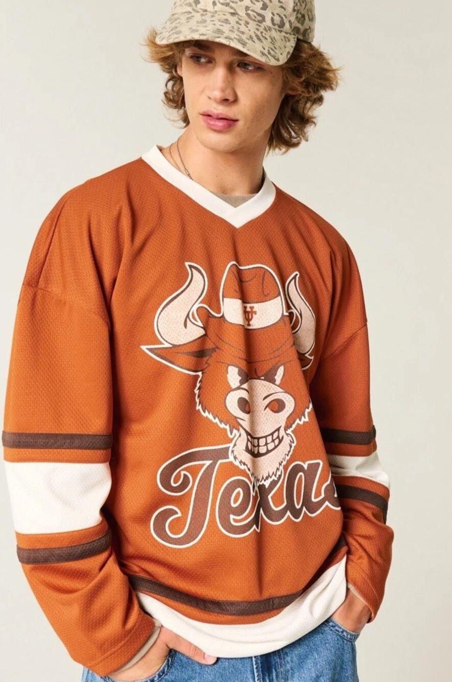 Hollister Texas longhorn hookem Hockey Jersey Small NWT Long Sleeve Burnt Orange